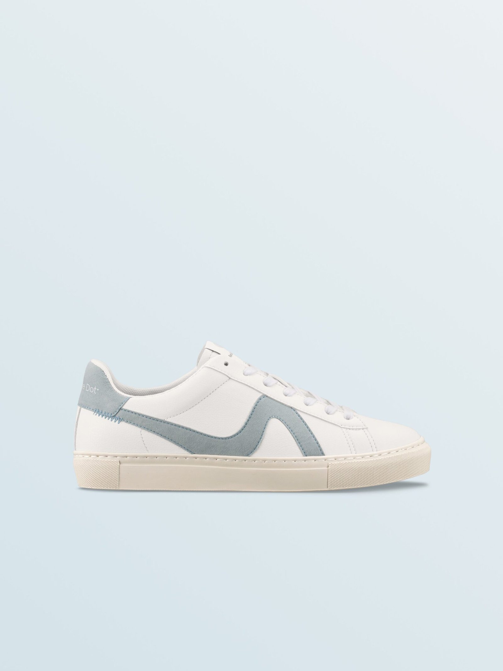 pbd-ocean-1_093de708-c90d-4c61-b6f4-b716f3896da2 Vegan 01 Sneaker in Ocean - Image 1